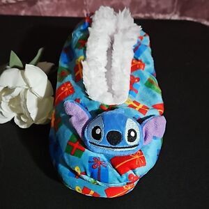 Disney Stitch 🎁 Fuzzy Slippers